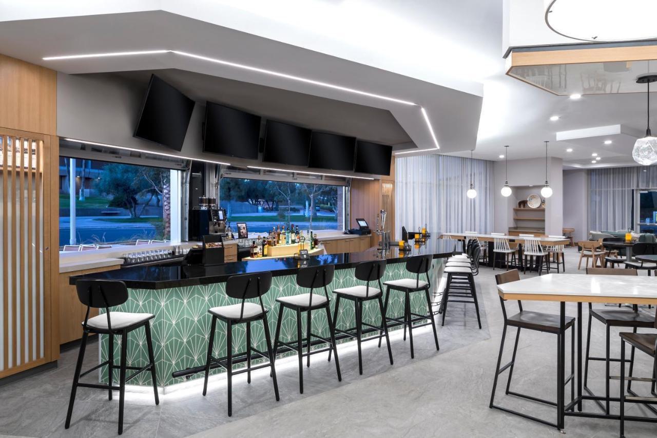 Hyatt Place Phoenix University Hotel Tempe